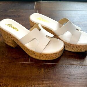 COPY - NWOB  cute white summer shoes 🤍🤍🤍